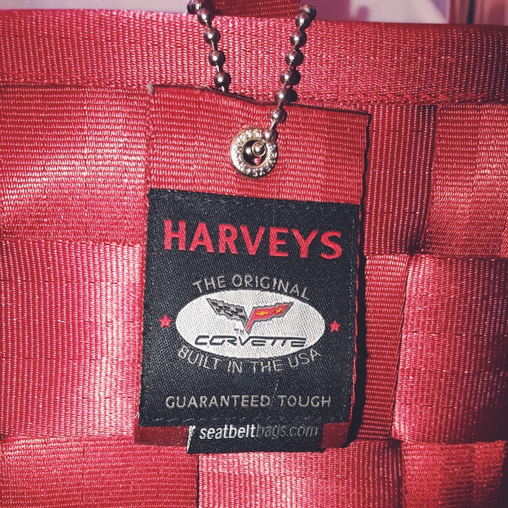 Harvey’s Seatbelt Purse